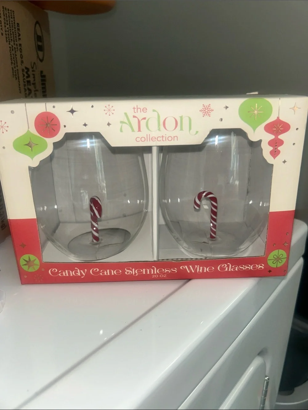 The Ardon collection floating Christmas  Candy Cane Stemless Wine Glasses new